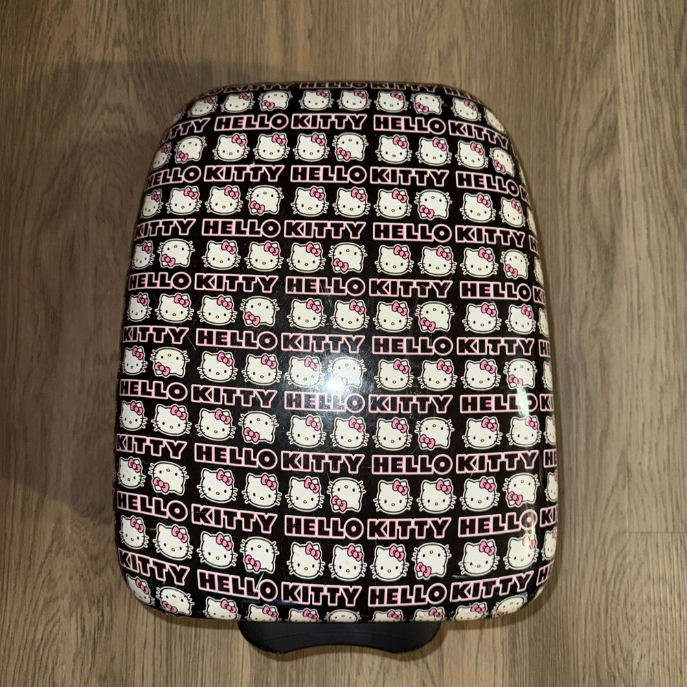 Hello Kitty Black and Pink Interior Lining